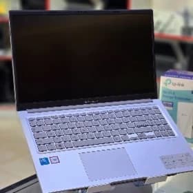 ASUS ULTRA 7/8/512