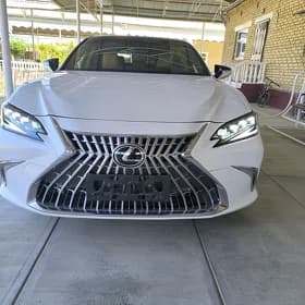 Lexus ES 350 2025