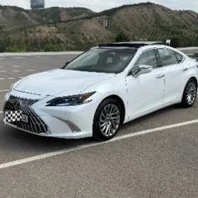Lexus ES 350 2022