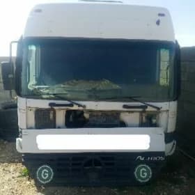 Mercedes benz actros 3341