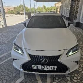 Lexus ES 250 2021