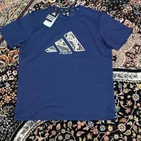 Adidas oursize Futbolka