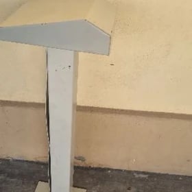 подставка для фонаря