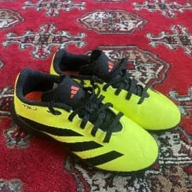Бутсы adidas predator