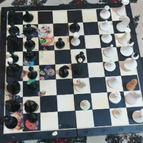 Шахматы, доска и фигуры