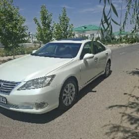 Lexus ES 350 2011