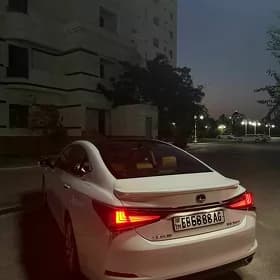 Lexus ES 350 2025