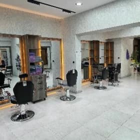 Salon arenda yer