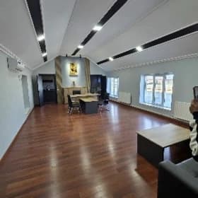 ofis arenda