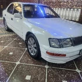 Lexus LS 400 1996