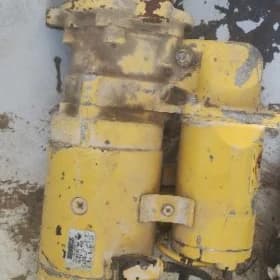 Komatsu stater buldozer
