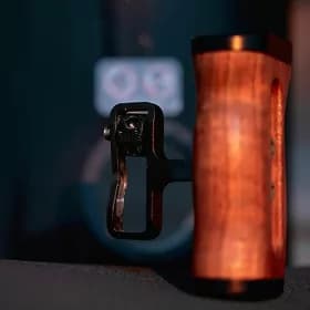 Camera side handle 1/4