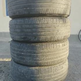 235 65 18 MICHELIN