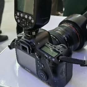 CANON 6D