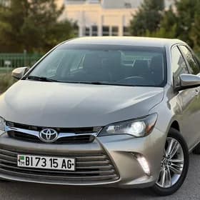 Toyota Camry 2016
