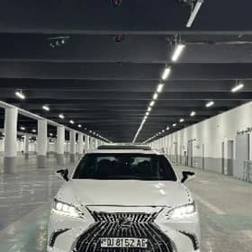 Lexus ES 350 2021