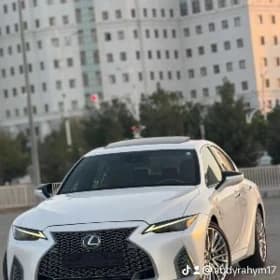 Lexus IS 300 2022