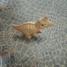ИГРУШКИ ОТ КИНДР СЮРПРИЗ