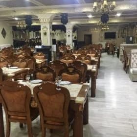 Restaurant üçin stol stul diwa