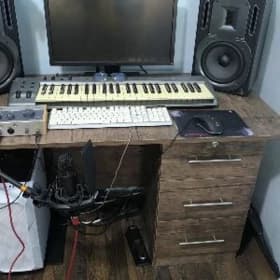 Taýar Studio komplekt satlykda