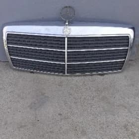 облицовка Mercedes-Bens