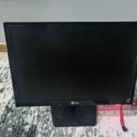 LG manitor 19lyk