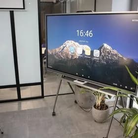 Интерактивная панель Hikvisio