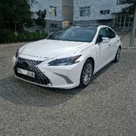 Lexus ES 350 2022