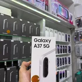 Samsung A37. 8/128gb