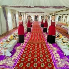 Maksatly toy palata hyzmaty