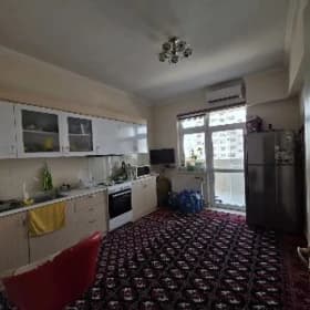 Mir8 2komnat 3etaz surikow