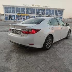 Lexus ES 350 2016