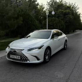 Lexus ES 350 2024