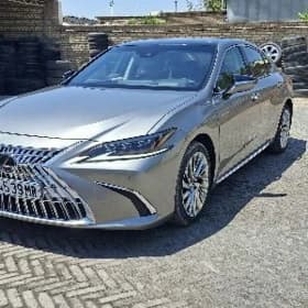 Lexus ES 350 2021