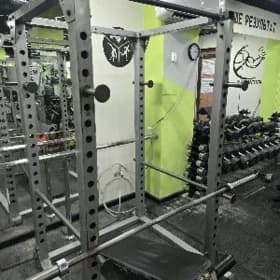 trenajor body solid