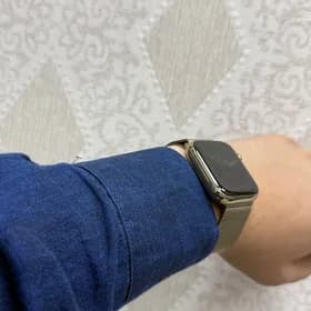 Appl watch 7 Gold Stainless