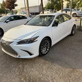 Lexus ES 350 2021