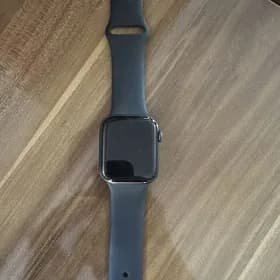 Apple Watch 5 seriy