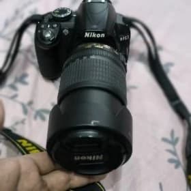 Nicon D3100
