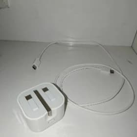 iPhone zaryadnik зарядник