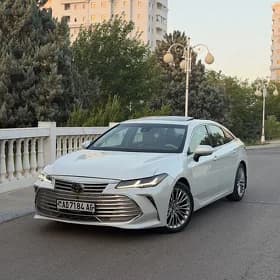 Toyota Avalon 2018