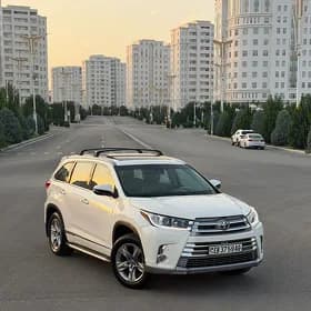 Toyota Highlander 2017