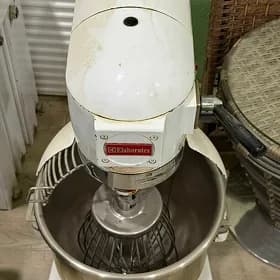 konditer ucin aparat