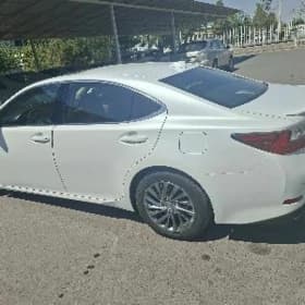 Lexus ES 350 2015