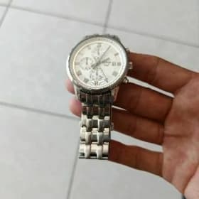sagat casio beside