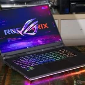 RTX 4060/ROG SRTIX G16/16GB