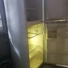 продаётся холодильник