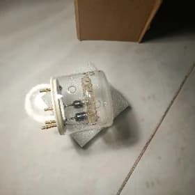 lampa 600lik cyra ucin