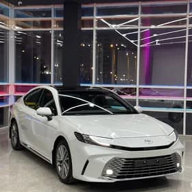 Toyota Camry 2026