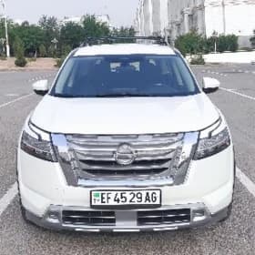 Nissan Pathfinder 2022